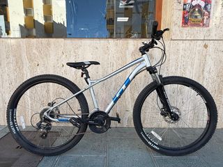 Bicicleta GT de montaña 27’5
