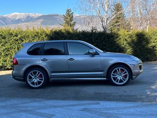Porsche Cayenne GTS