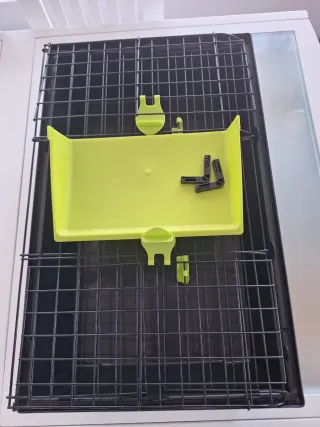 Jaula para cobayas negra y verde