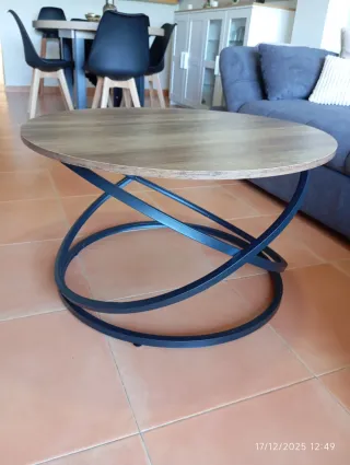 Mesa auxiliar redonda , estructura negro