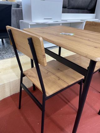 Mesa y 2 sillas madera y metal