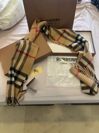 Bufanda Burberry Clásica Check Beige