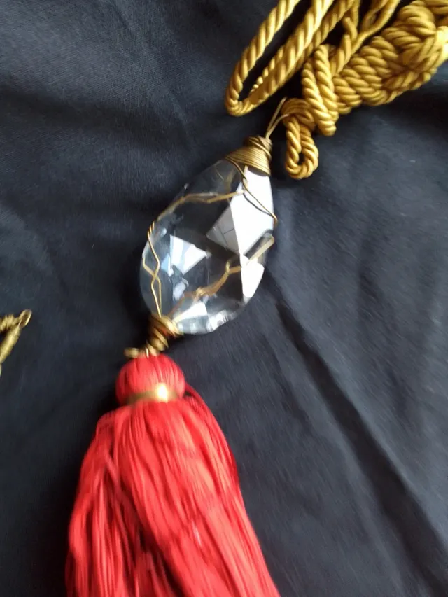 2 Cortinas Cristal y Borla Roja