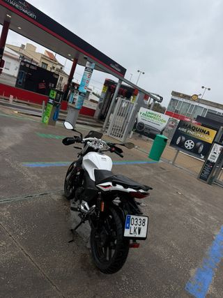 Rieju Strada 125cc 2020 15.000km etiqueta C