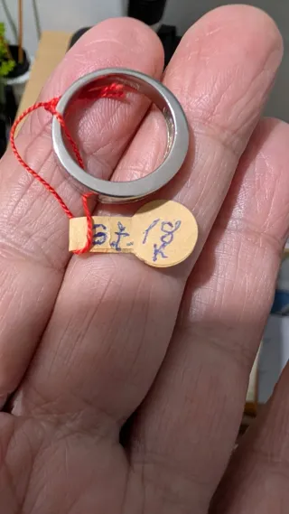 Anillos de oro 18 kilates blanco con 6.6gramos