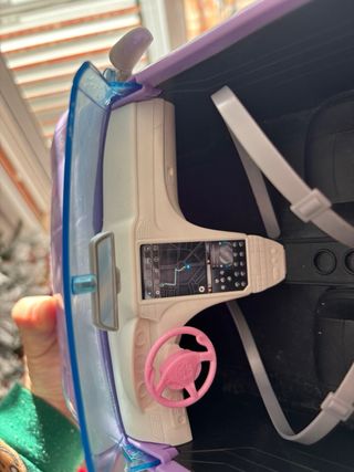 Coche Barbie descapotable morado