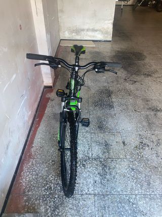 Bicicleta Montaña Negra/Verde