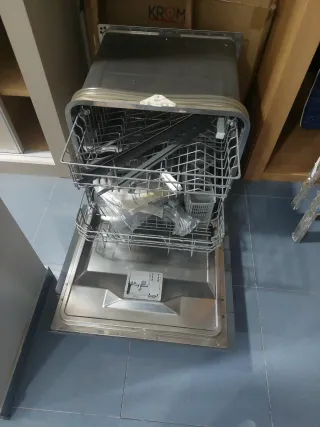 Lavavajillas Bosch Acero Inoxidable sin estrenar