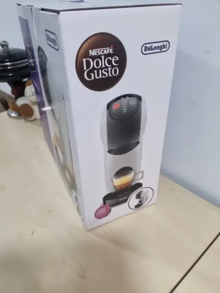 Cafetera Dolce Gusto Genio S DeLonghi