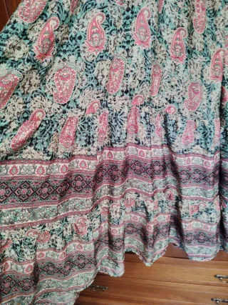 Vestido largo estampado verde y rosa