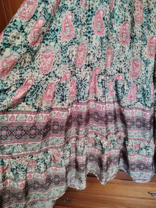 Vestido largo estampado verde y rosa