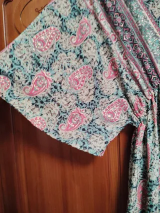 Vestido largo estampado verde y rosa