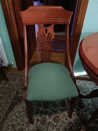 Mesa de salón ovalada con 6 sillas