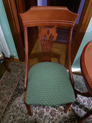 Mesa de salón ovalada con 6 sillas