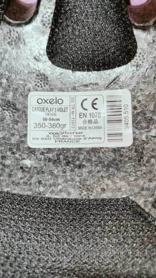 Casco patinaje morado niña