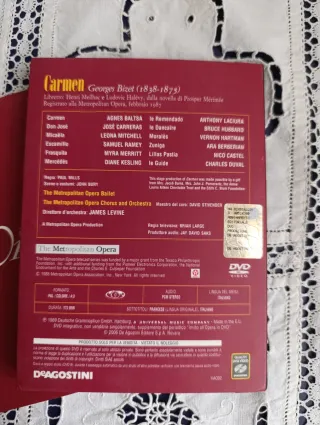 Carmen di Bizet - Invito all' Opera DVD + libretto