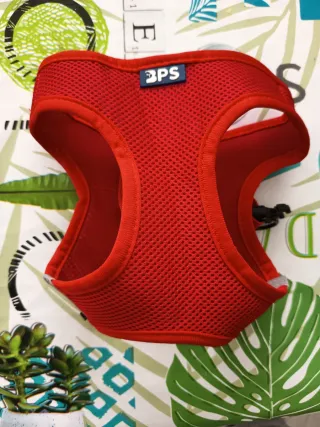 Arnés para perro rojo