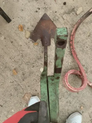 Arados antiguos de metal