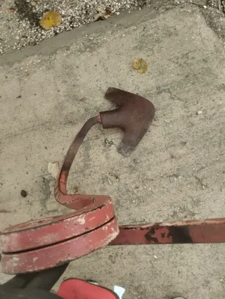 Arados antiguos de metal