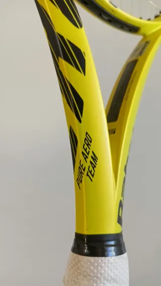 Raqueta Babolat Aeropro Pure Team 285g