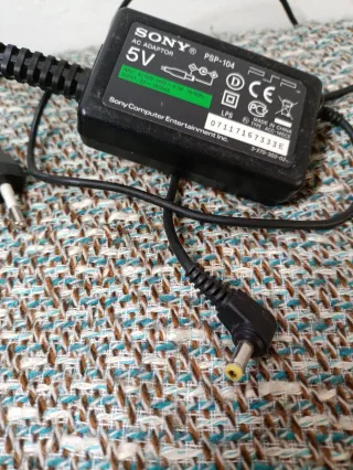 Cargador Sony PSP - Sony PSP-104 original Sony PSP