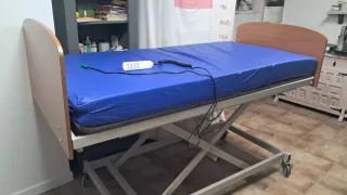 Cama articulada casi nueva - Torrevieja