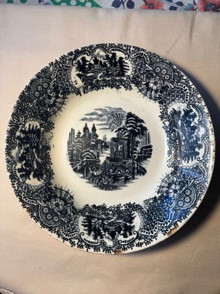 Plato La Cartuja de Sevilla Pickman