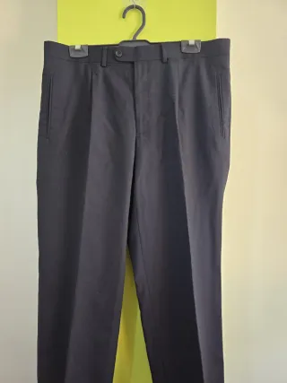 Traje de hombre El Corte Ingles. Talla 44