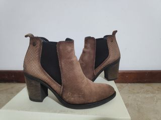 Botins Castanhos Salto Bloco