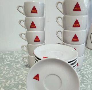 Tazas y platos de café Delta (Set)