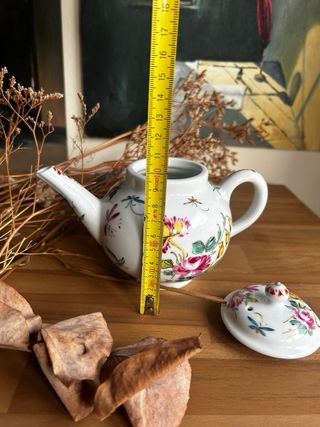 Tetera de porcelana inglesa