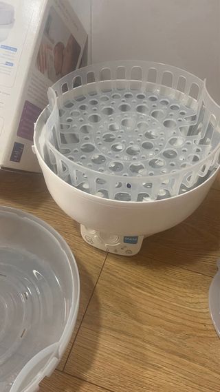 Esterilizador y Calienta Biberones MAM
