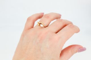 Anillo De Oro De 18K.. Ref: 016-01-00453