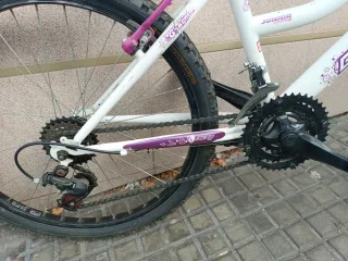 Bicicleta Berg Charm 24 Niña