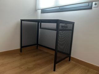 Escritorio metálico