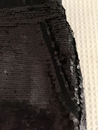 Falda Mango Lentejuelas Negra