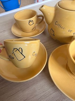 Juego Tazas Café/Té y Tetera Cerámica