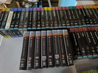 Reproductor VHS JVC y Películas (sin estrenar)