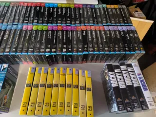 Reproductor VHS JVC y Películas (sin estrenar)