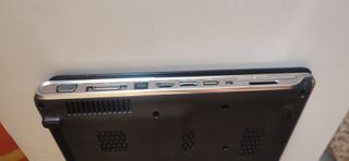 Portátil HP 4GB RAM -320GB HDD- W7