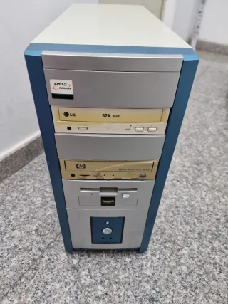 Torre PC para piezas