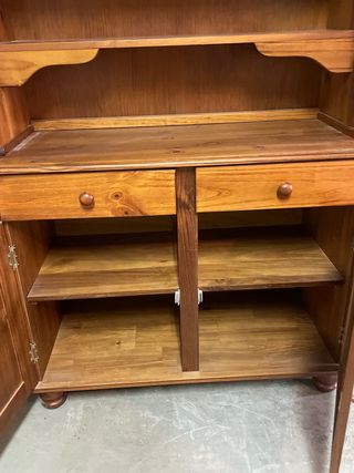 Alacena madera con vitrina