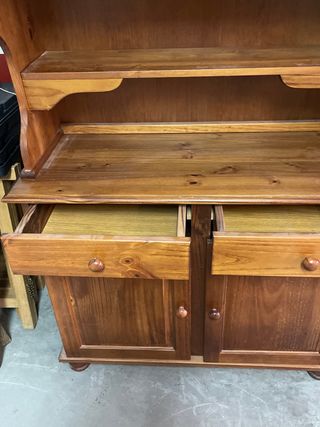 Alacena madera con vitrina