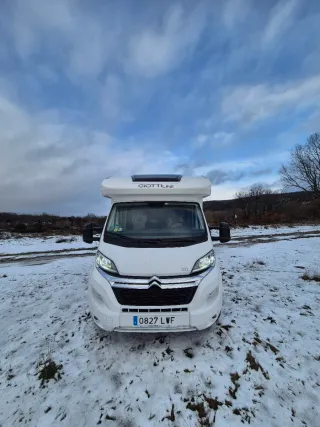 autocaravana perfilada compacta 6 metros 2022