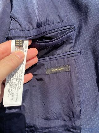 Traje Massimo Dutti. Azul con rayas diplomáticas.