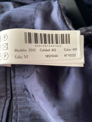 Traje Massimo Dutti. Azul con rayas diplomáticas.