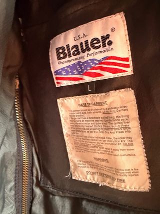 Cazadora Blauer Piel Negra. Toque desgastado.