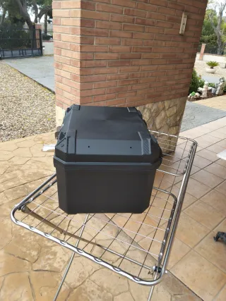 Baúl para moto .
