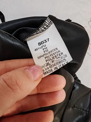 Mono de piel negro cargo