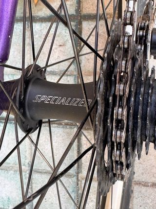 Bicicleta Morada Aluminio Lista para Rodar